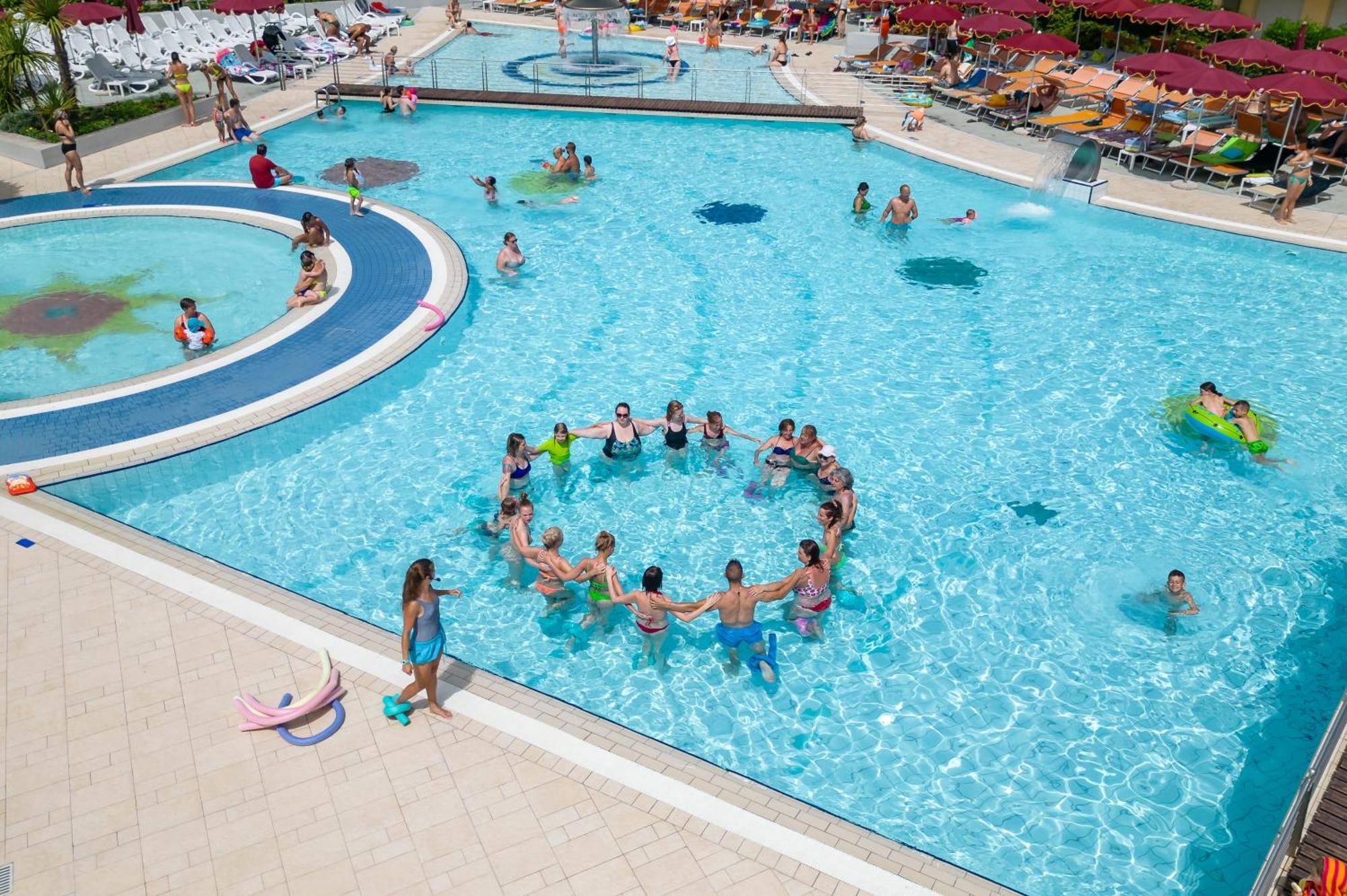 Villaggio Planetarium Resort Bibione Exterior foto